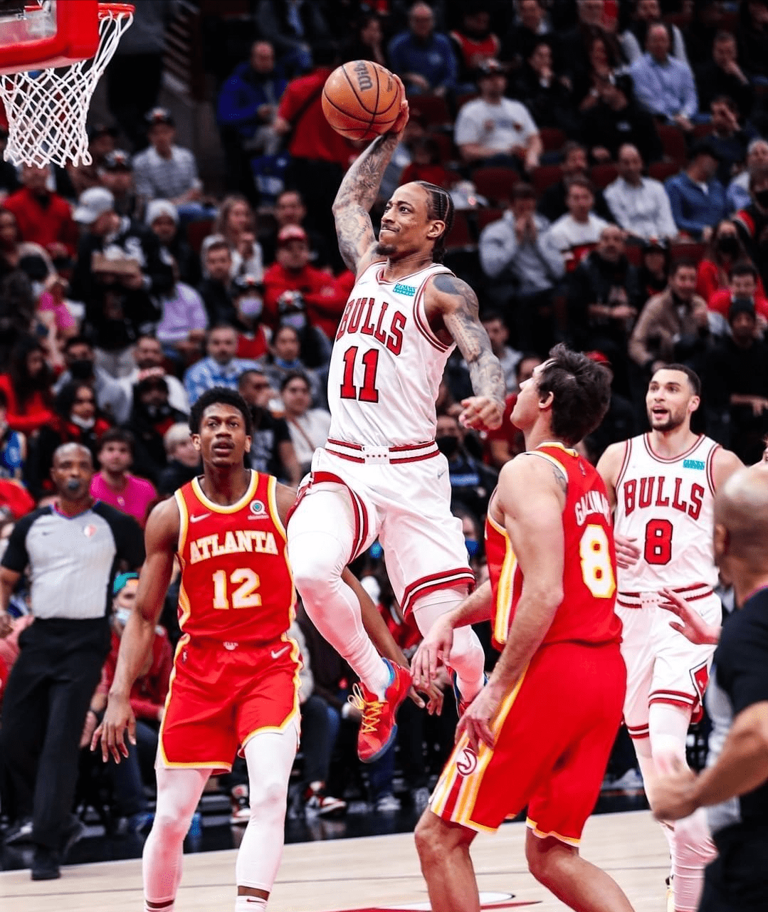 雷霆险胜骑士，德罗赞惊艳四座