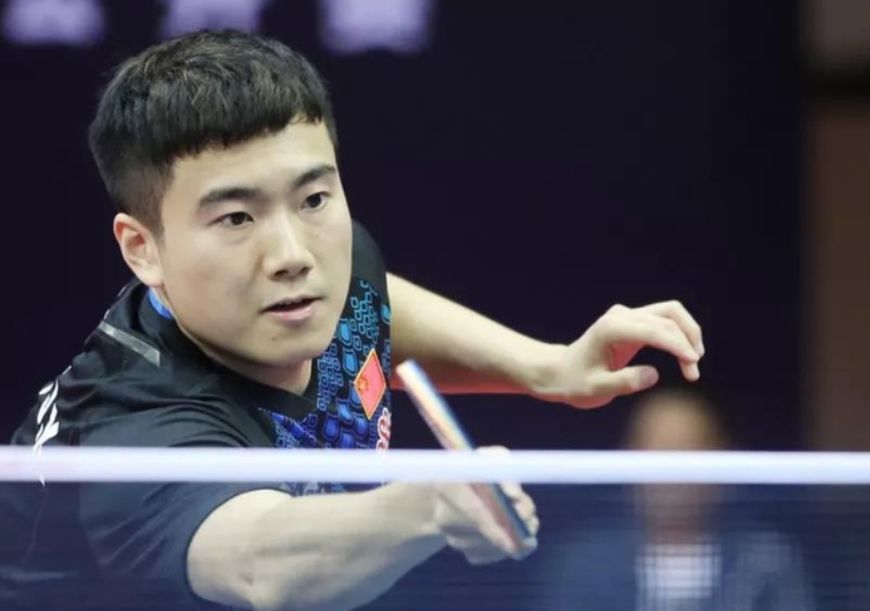 英格兰队逆转瑞典队，梁靖崑点燃赛场