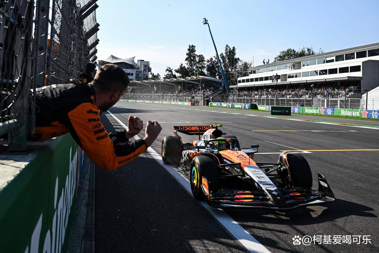 红牛车队碾压迈凯伦，诺里斯带队取胜