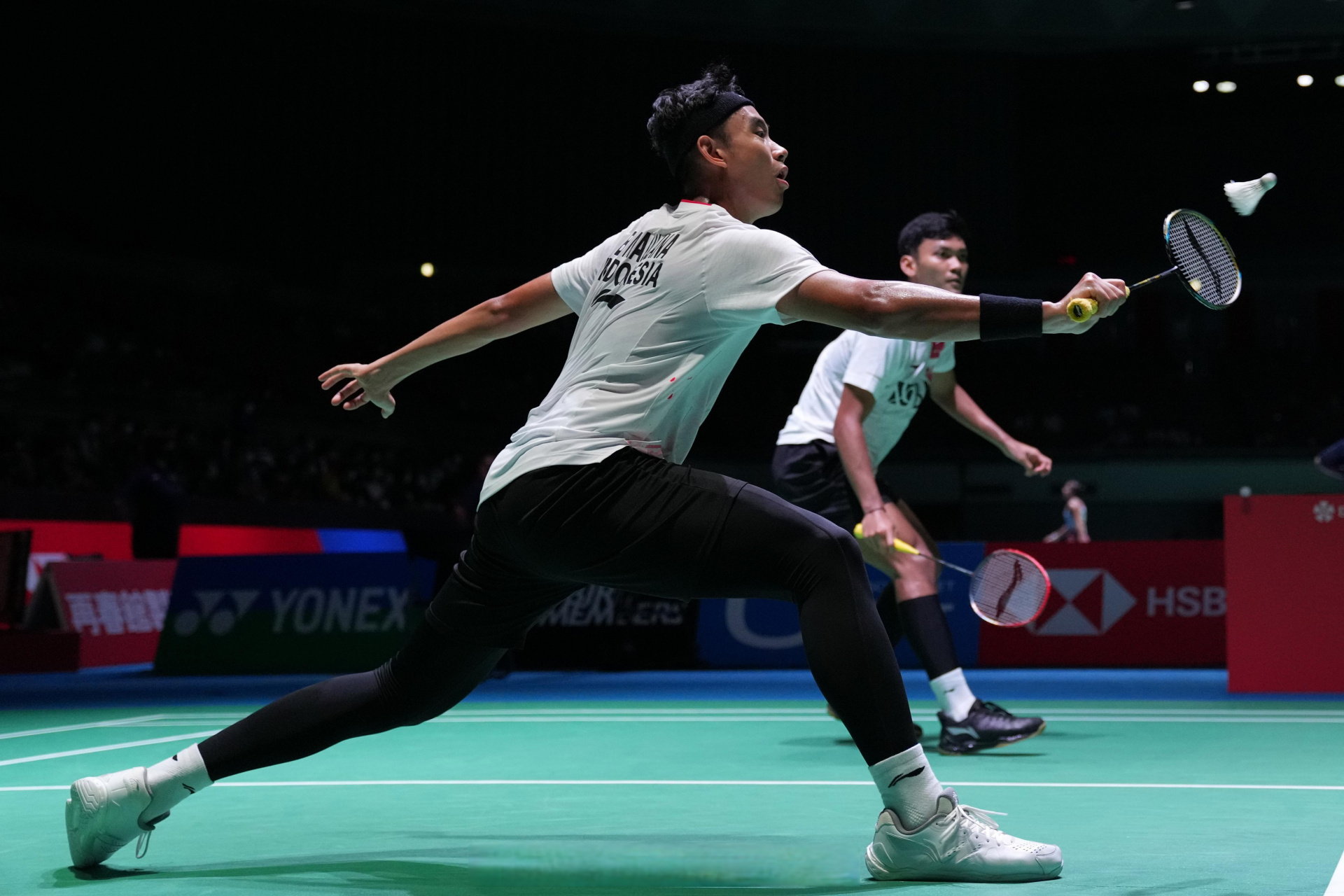 印尼队力克法国队，辛杜扛起全队