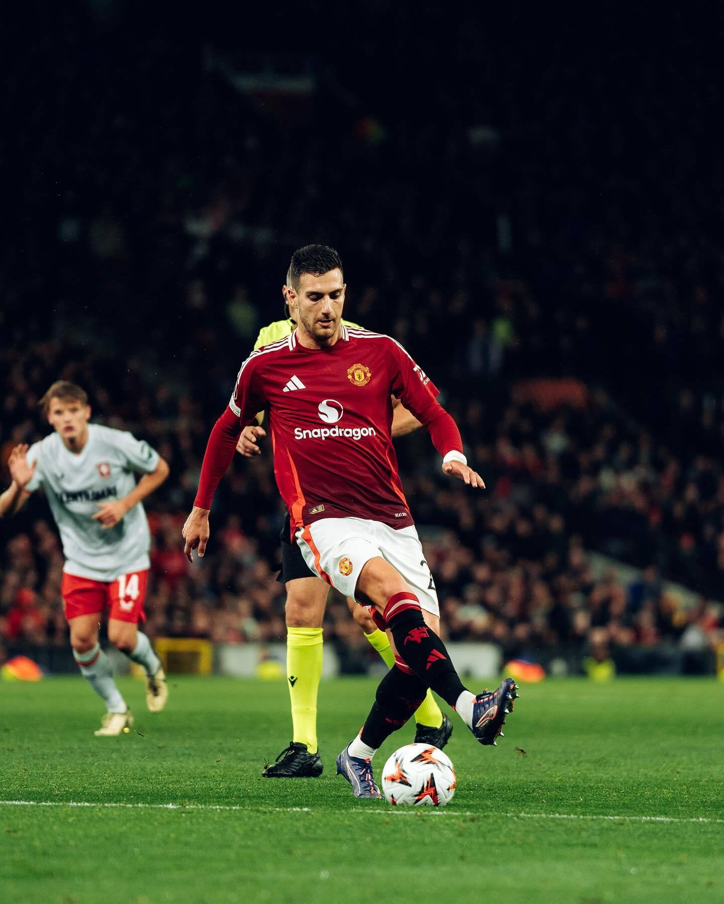 瑞典绝杀曼城，门迪状态火热