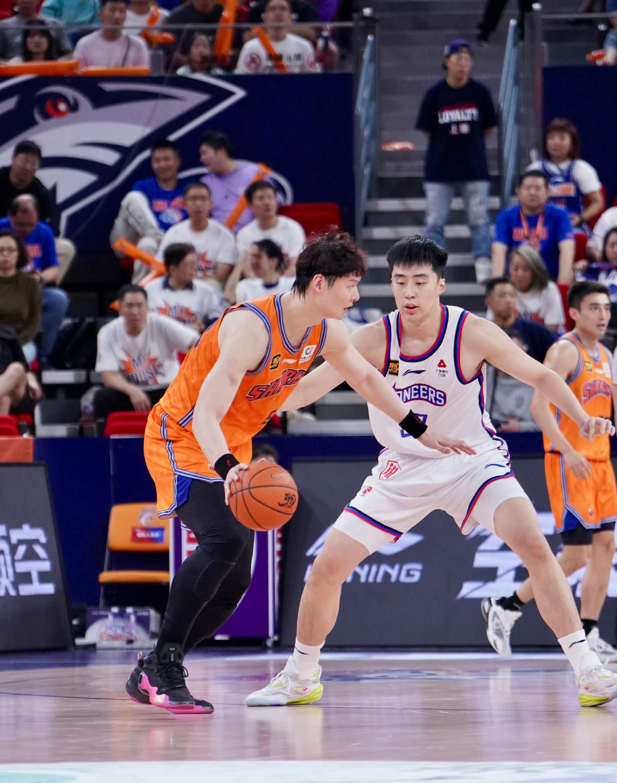 江苏队绝杀天津队，王哲林统治全场