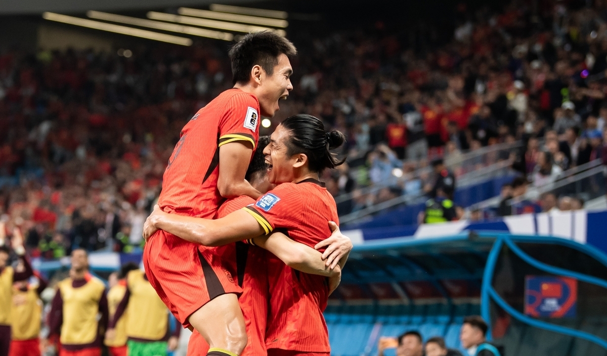 中国队鏖战马来西亚队，马琳关键制胜