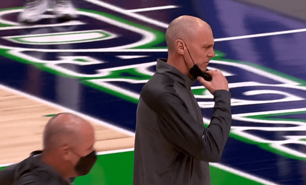 格雷特纳主帅遭遇情绪失控,导致输球 格雷特纳主帅遭遇情绪失控,导致输球