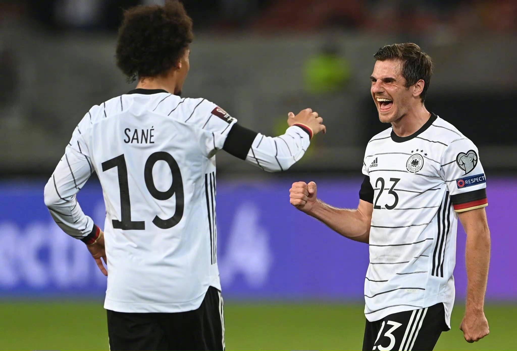 法国大胜亚美尼亚,领先分组 法国大胜亚美尼亚,领先分组