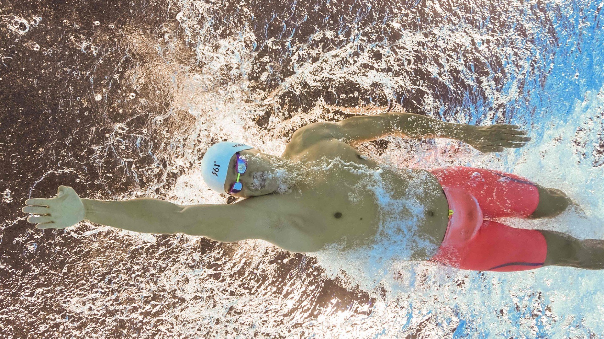 从NBA总决赛到法甲奇迹，绝境翻盘的体育哲学