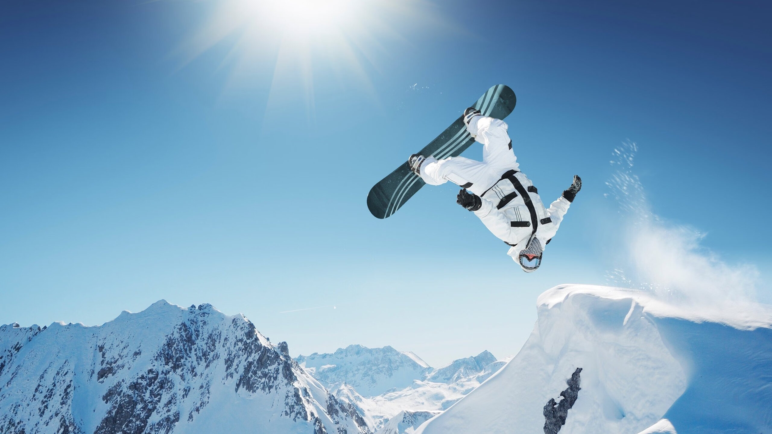 街道狂飙与山巅决战，F1赛季的葡萄牙挽歌与奥地利终章