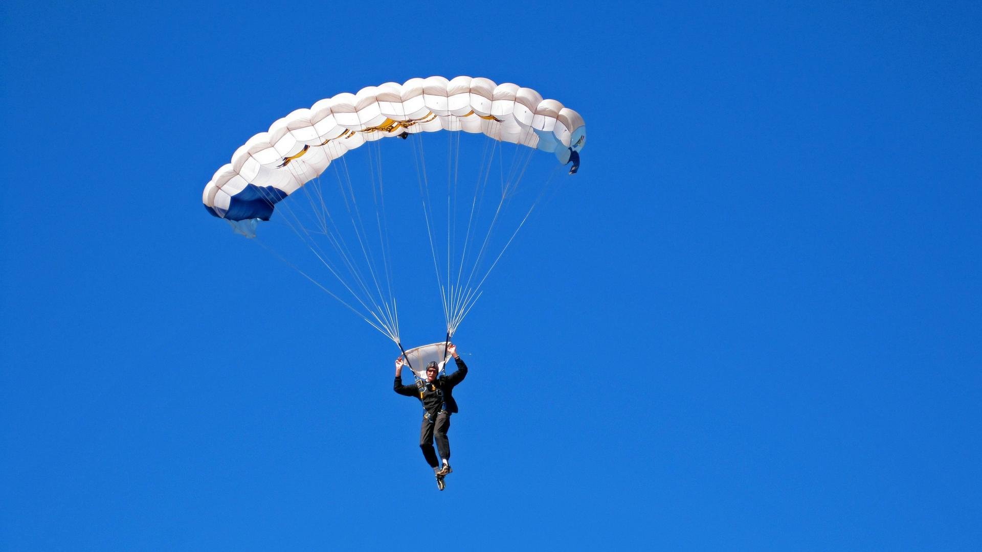 东决关键战焦点战，加纳击溃喀麦隆，非洲足球新秩序崛起