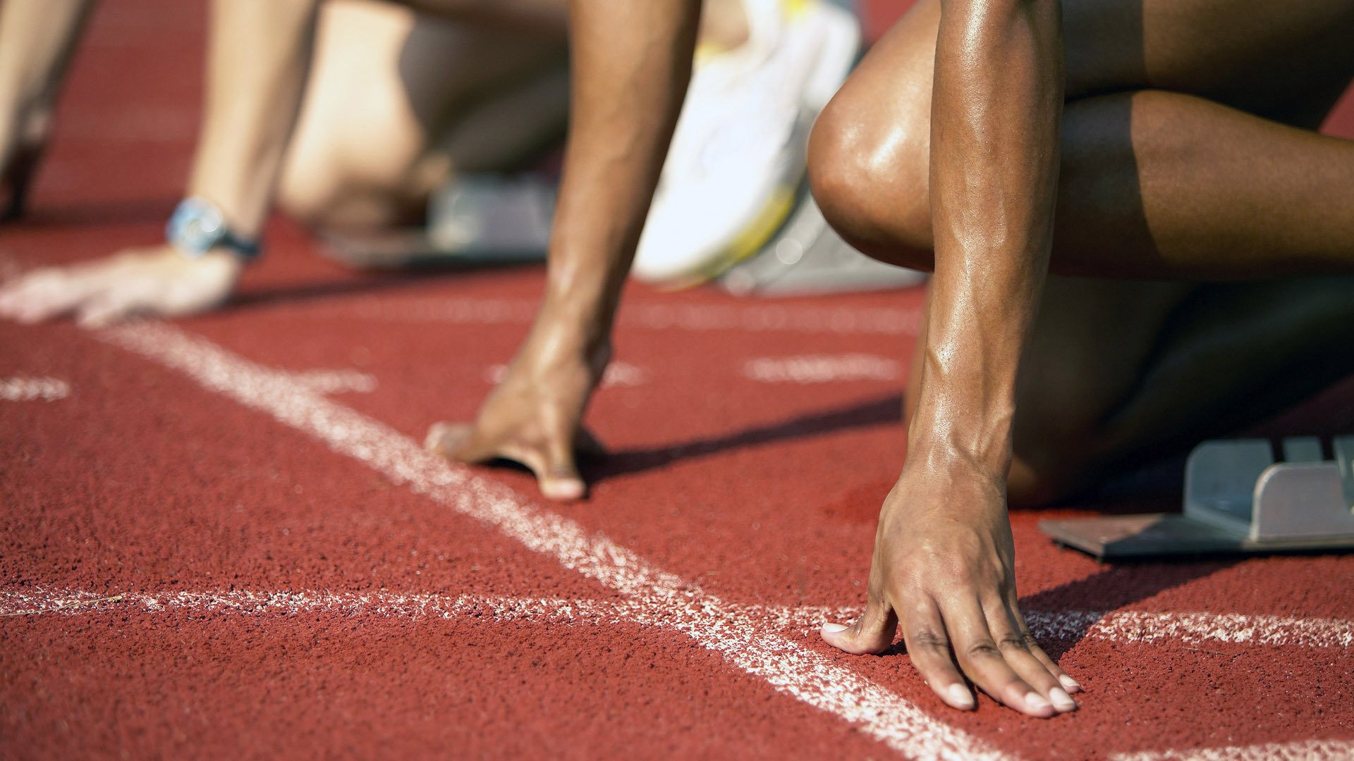 奥亚尔萨瓦尔持续制造杀伤，阿根廷战术击溃法国